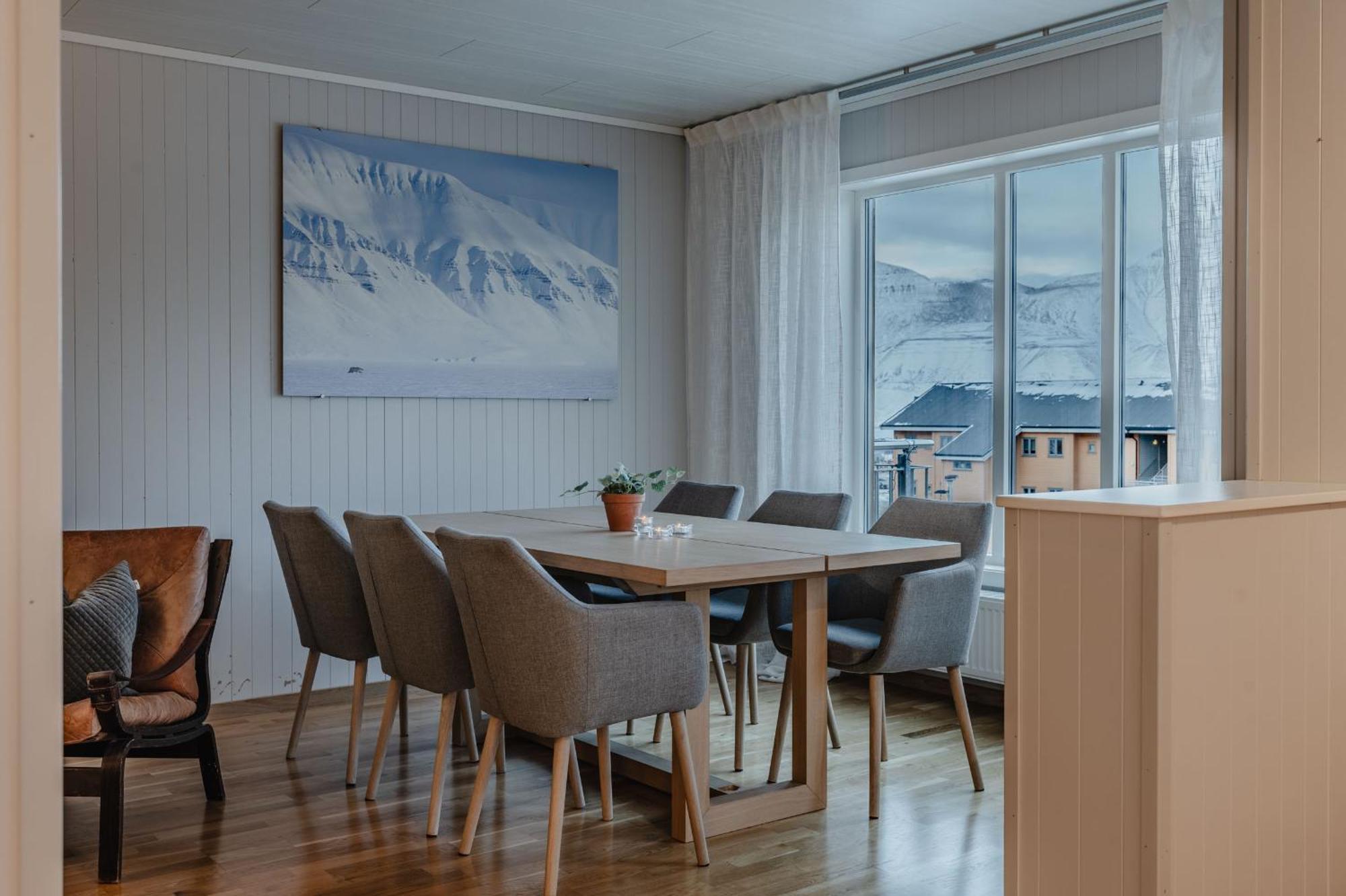 Longyearbyen Apartment Екстер'єр фото