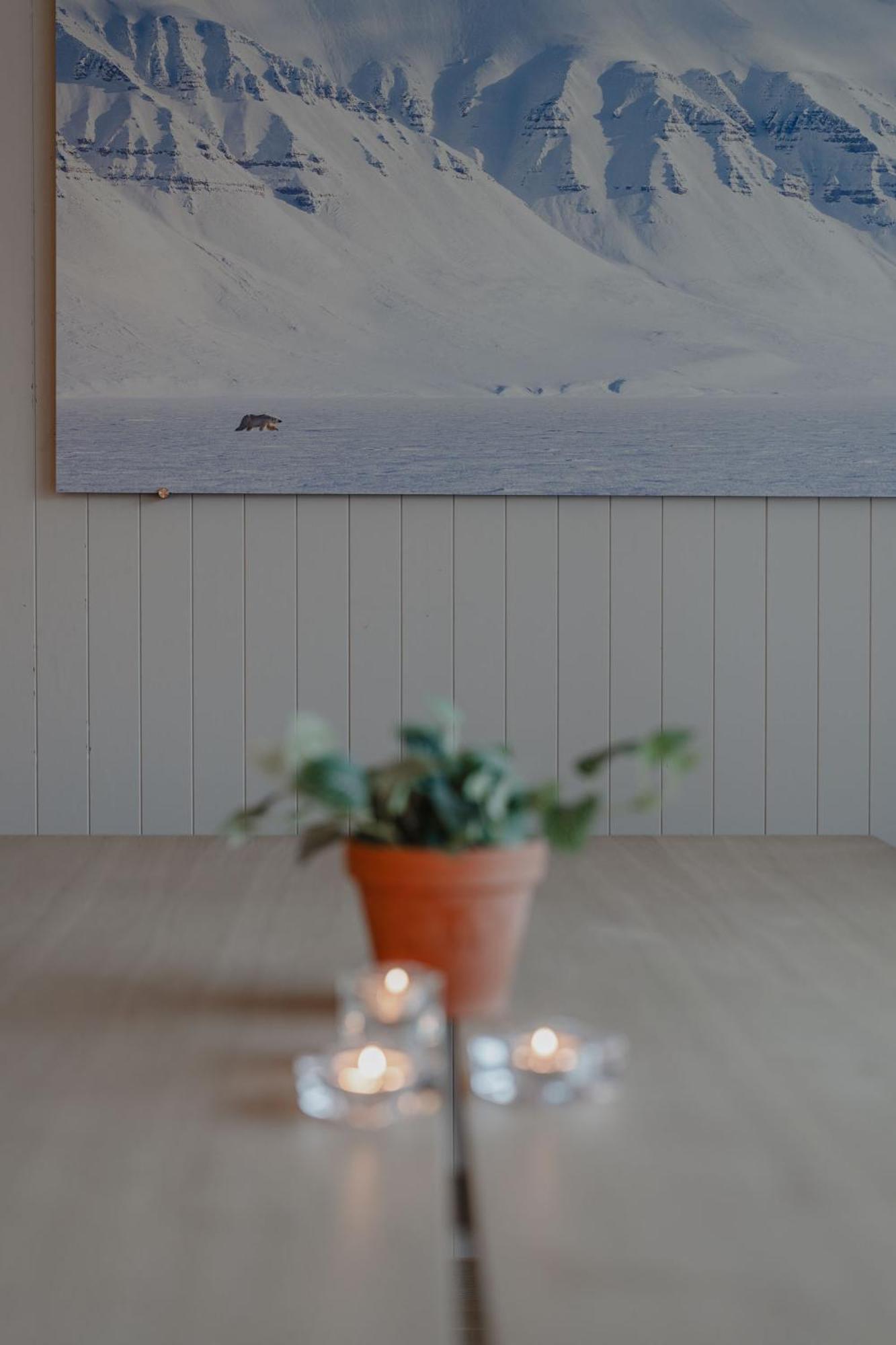 Longyearbyen Apartment Екстер'єр фото