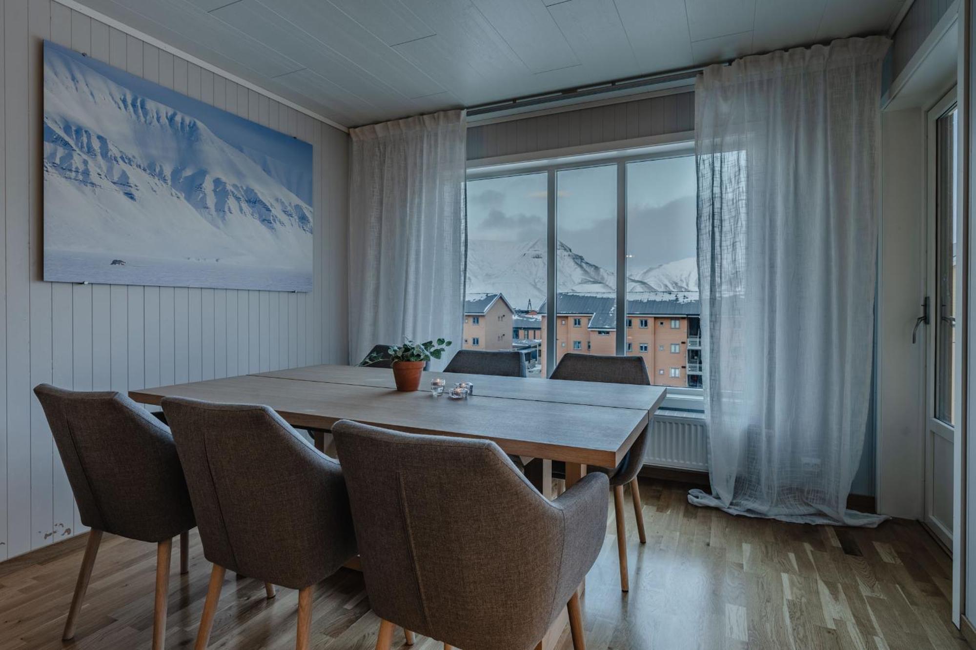 Longyearbyen Apartment Екстер'єр фото