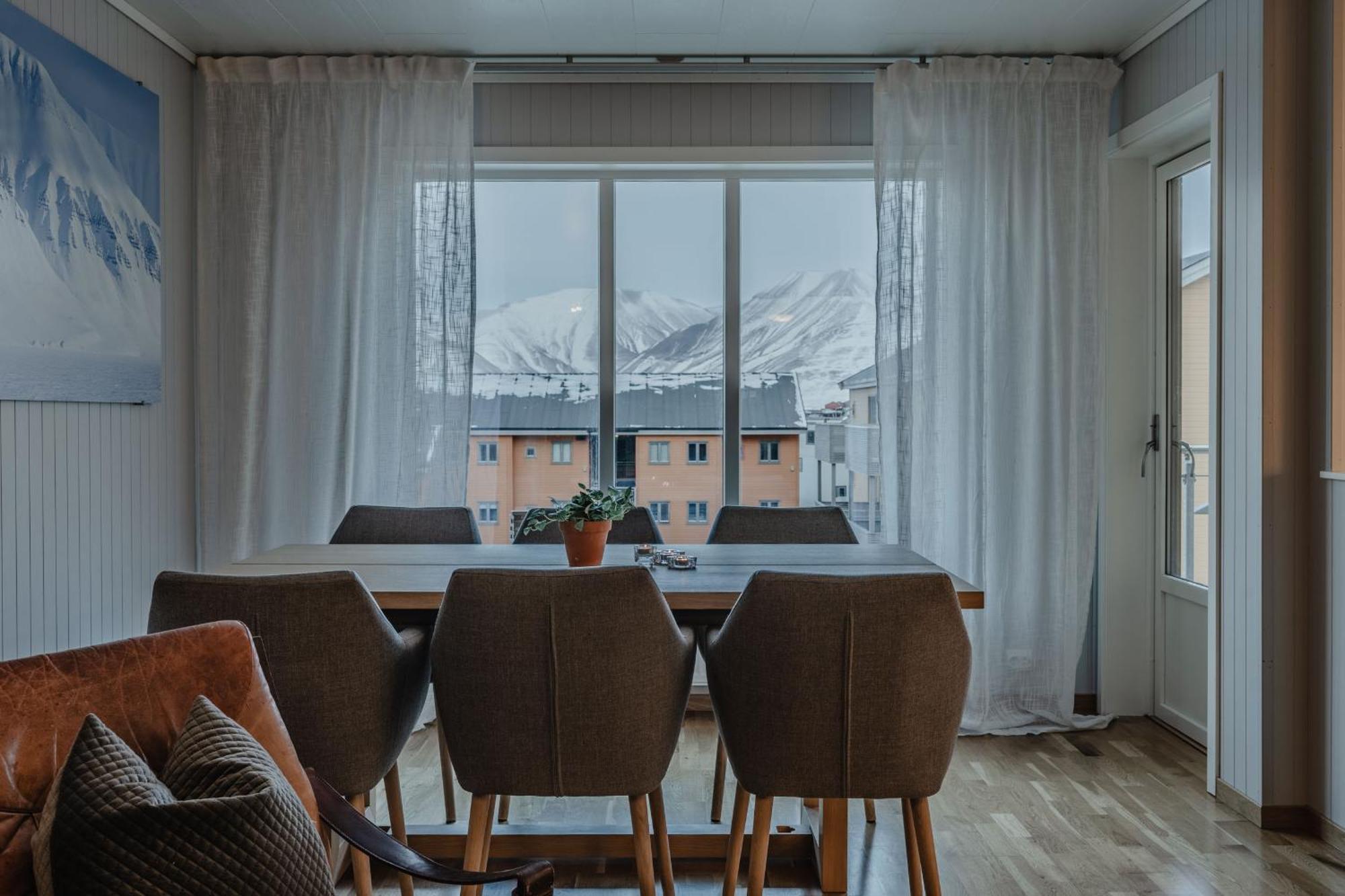 Longyearbyen Apartment Екстер'єр фото