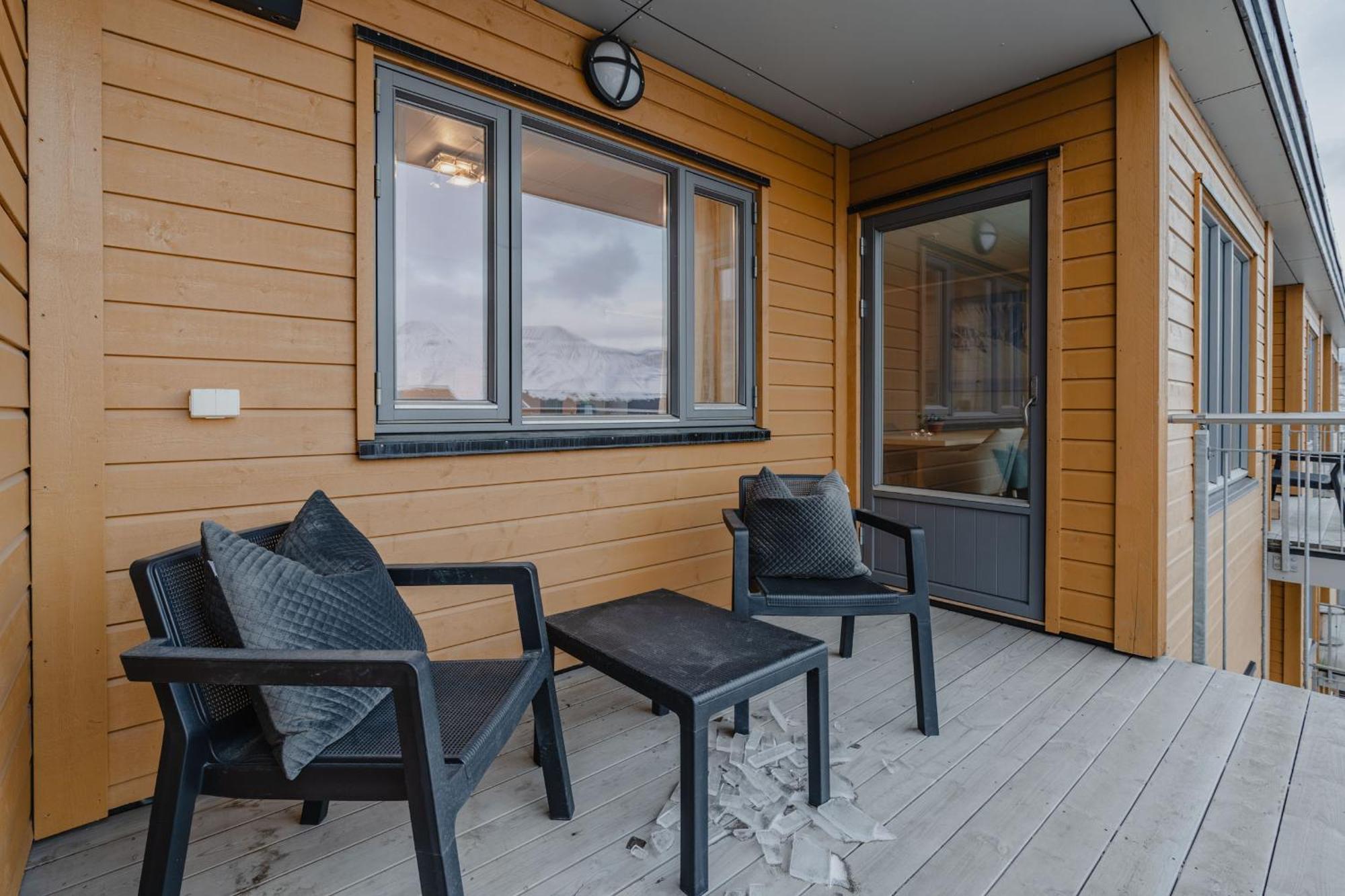Longyearbyen Apartment Екстер'єр фото