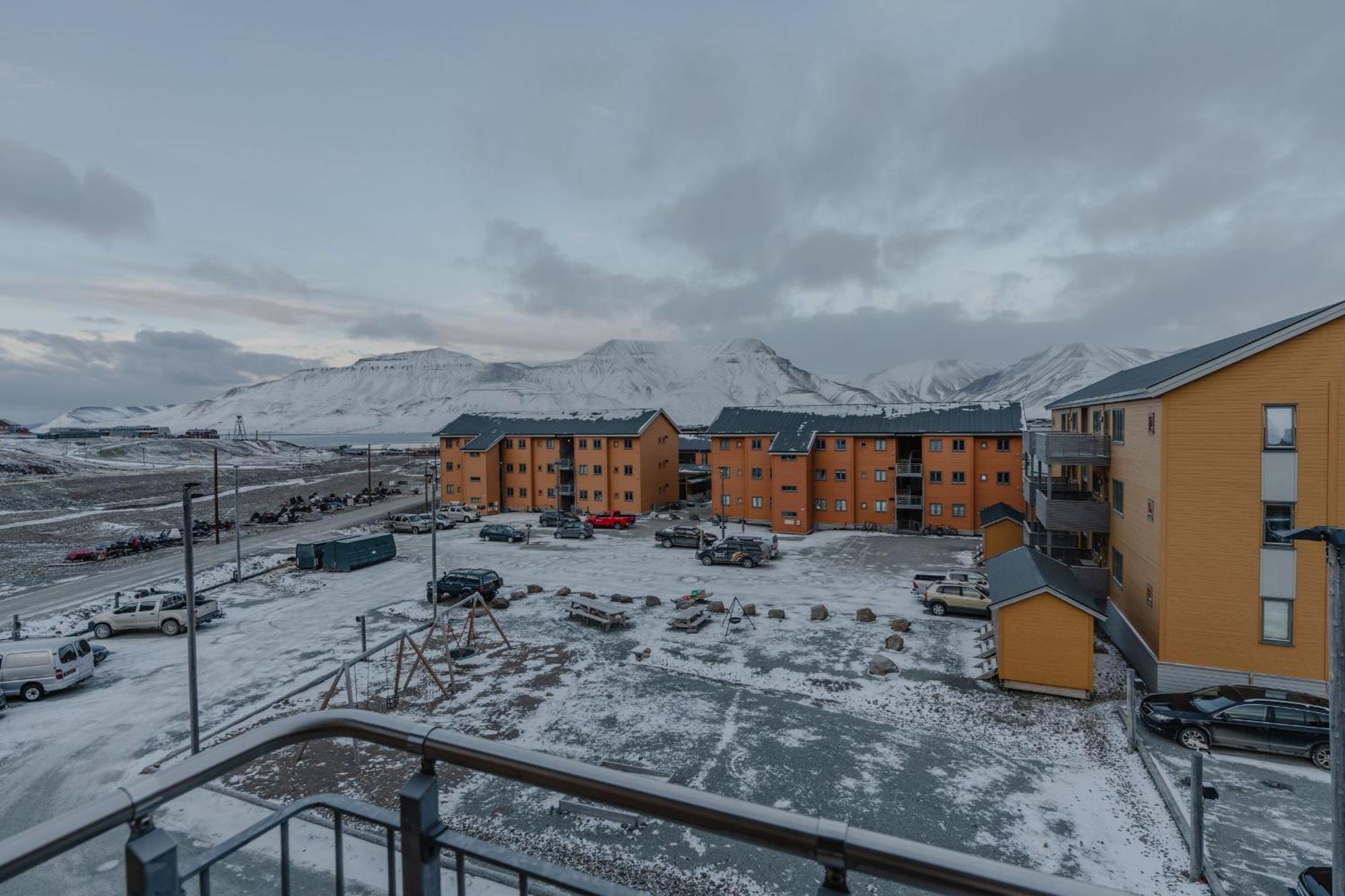 Longyearbyen Apartment Екстер'єр фото